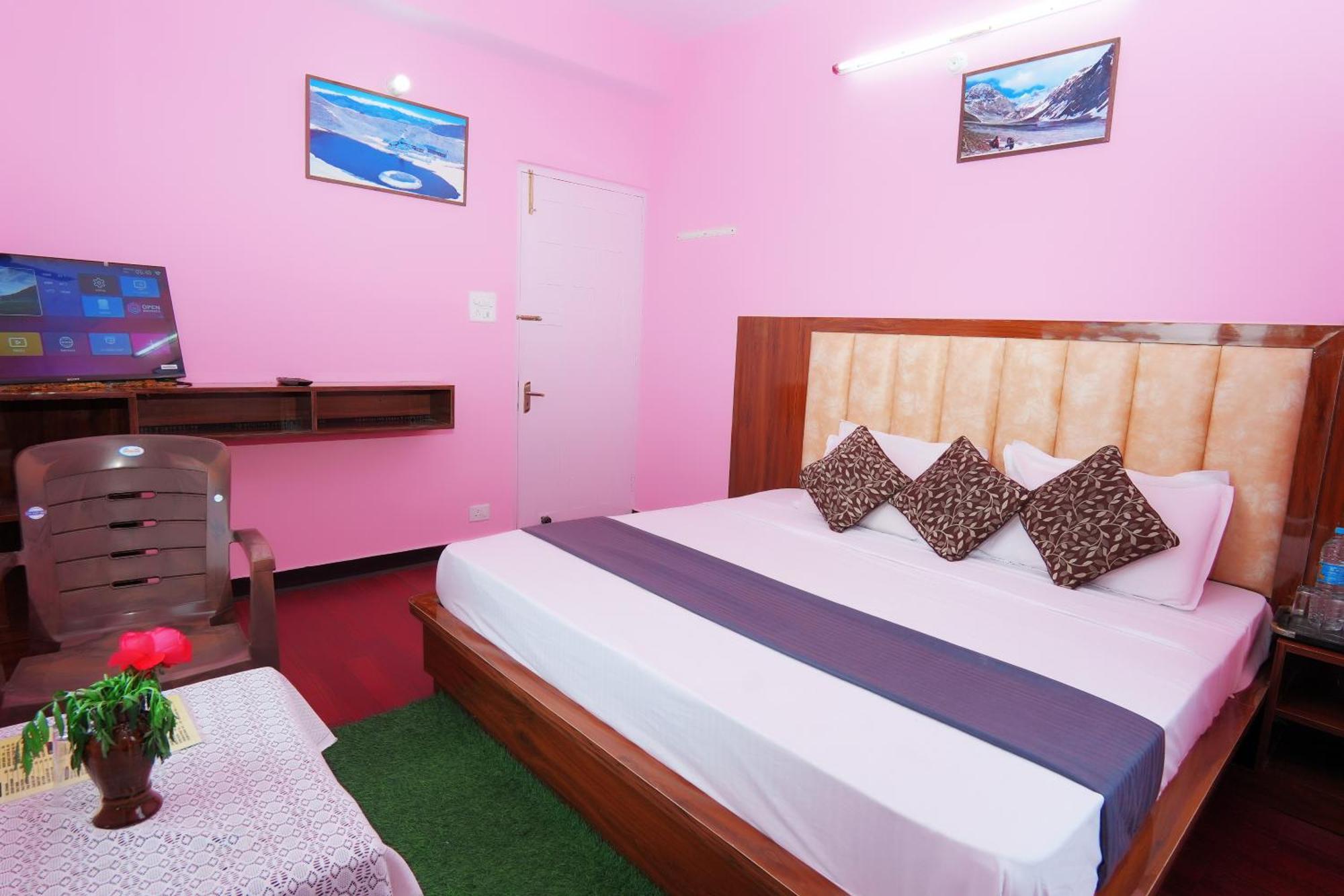Shimla Hills Apartments 2Bhk Dış mekan fotoğraf